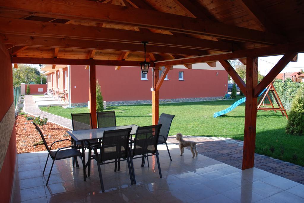 Fridrich Apartman Veľký Meder Kültér fotó